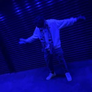 Meet your Posher, Dennis